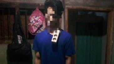 seorang pemuda di Lombok Timur ditemukan gantung diri menggunakan kabel cok roll.