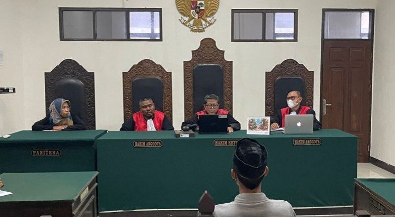 Suasana sidang putusan perkara korupsi dana program RTG Lombok dengan terdakwa Indrianto di Pengadilan Tipikor pada PN Mataram, NTB, Rabu (30-11), foto: antara
