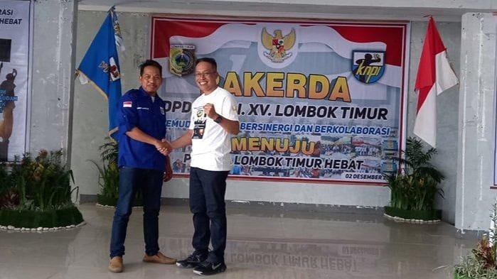 Pj. Bupati H. M. Juaini Taofik saat pelantikan pengurus Dewan Perwakilan Daerah (DPD) KNPI Kabupaten Lombok Timur pada Jumat (29/9).