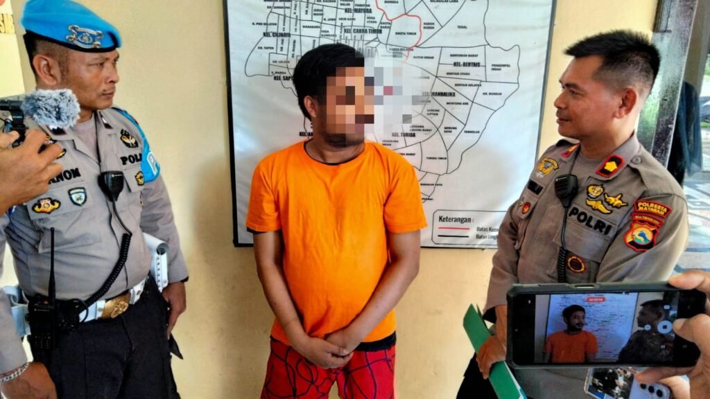 Pria inisial NI, 30 tahun asal Karang Taliwang Cakranegara Kota Mataram ditangkap polisi karena membawa kabur motor temannya.