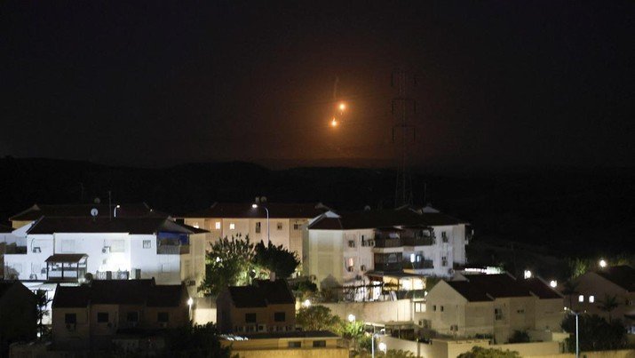 Serang militer Israel di Jalur Gaza Minggu, (24/12/2023). (REUTERS/Violeta Santos Moura)