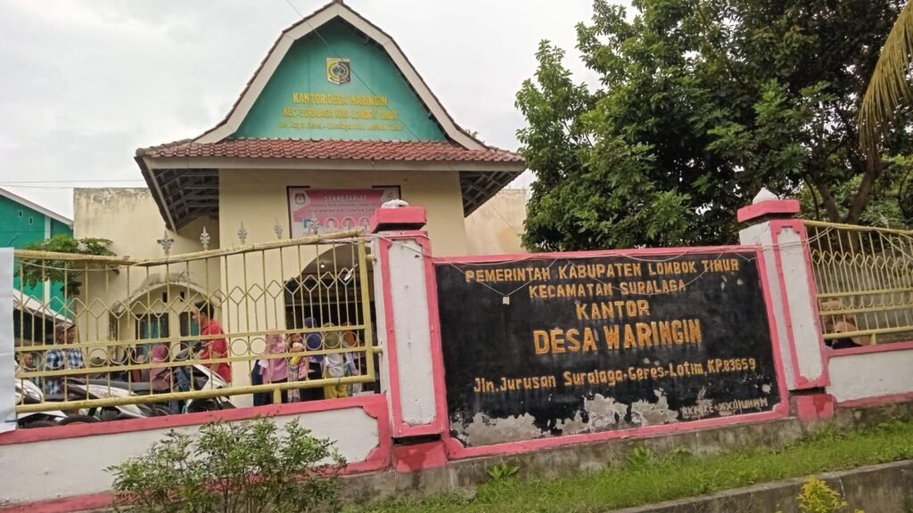 Kantor Desa Waringin, Kecamatan Suralaga Lombok Timur.