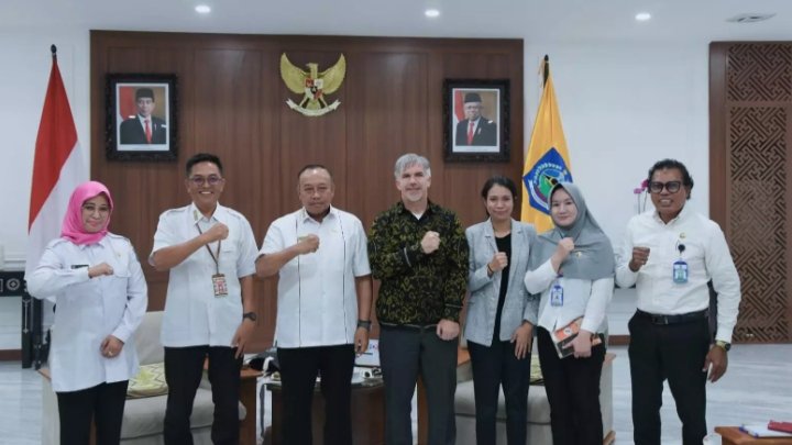 Penjabat (Pj) Gubernur Nusa Tenggara Barat (NTB), Drs. H. Lalu Gita Ariadi, M.Si menerima kunjungan kerja Perwakilan Konsulat Jenderal Amerika Serikat, Rabu (21/2/2024).