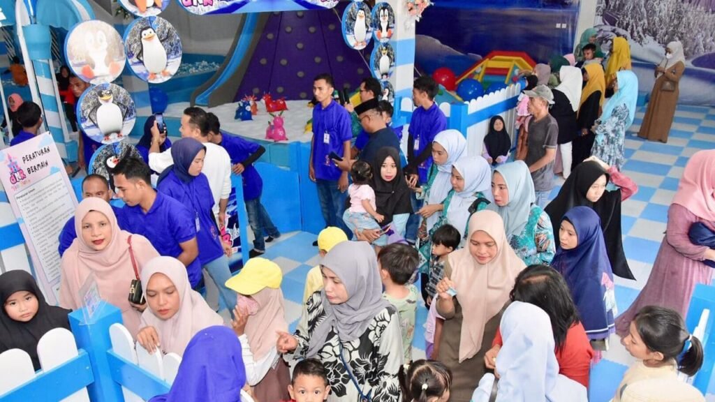 Acara peresmian wahana bermain anak d’NR Kids Station di Desa Naru Kecamatan Sape Kabupaten Bima beberapa hari lalu.