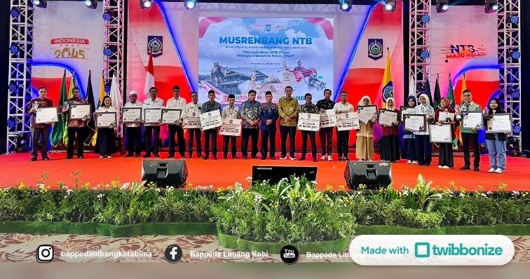 Penerimaan pernghargaan sejumlah daerah pada kegiatan Musrenbang Tingkat Provinsi NTB di Ballroom Hotel Lombok Raya, Mataram, Rabu (24/4/2024).