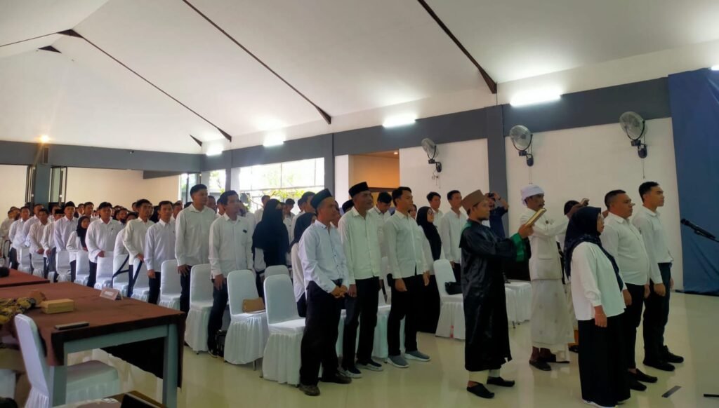 129 anggota PPS Lombok Utara dilantik di Gili Gaya Galery, Minggu (26/5/2024).