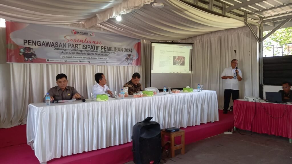 Bawaslu Lombok Utara gelar sosialisasi Pengawasan Partisipatif Pemilihan 2024 di Sasak Narmada Tanjung, Selasa (28/05/2024).