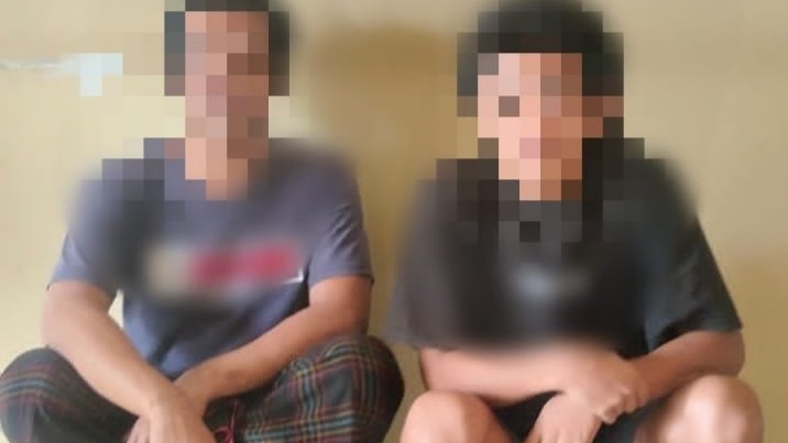 Dua pria pelaku pencurian inisial M alias KI, 35 tahun dan M alias ACE, 21 tahun asal Dusun Bug Bug, Lingsar, Lombok Barat ditangkap polisi, Senin (27/5/2024).