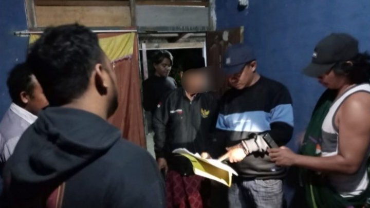 Pengedar sabu inisial L asal Desa Sorinomo Kecamatan Pekat Kabupaten Dompu ditangkap polisi.