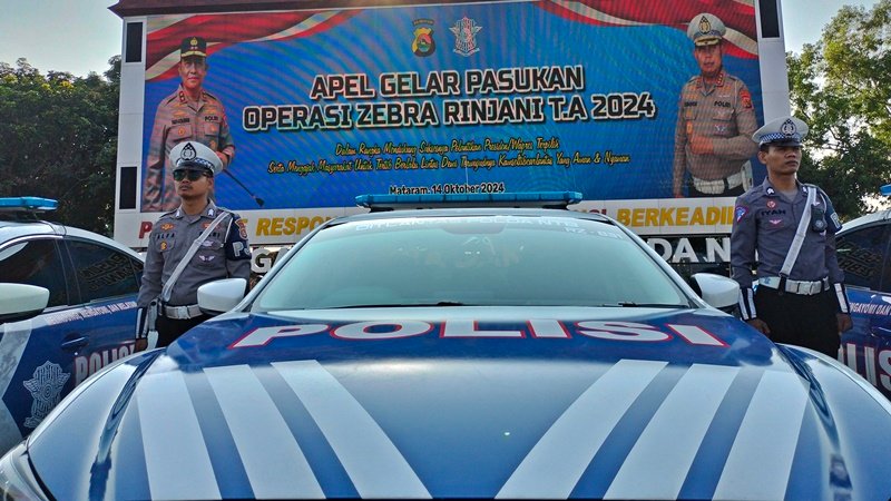 Apel Gelar Pasukan Operasi Zebra Rinjani 2024 di Lapangan Bharadaksa Polda NTB