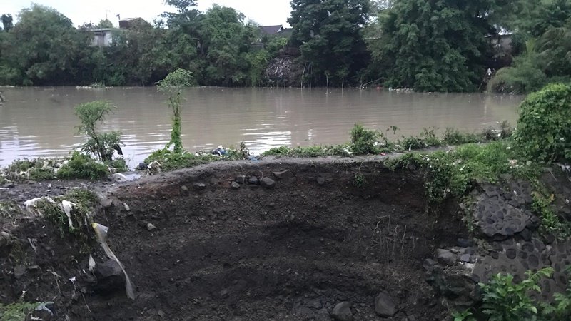 Kondisi Bendungan penghubung Dusun Bagek Pengadang-Pare Lombok Tengah