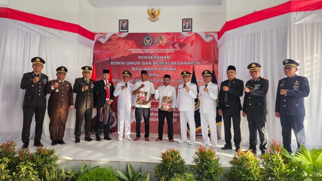 Pemberian remisi HUT RI ke 80 secara simbolis di Lapas Kelas IIB Bima.