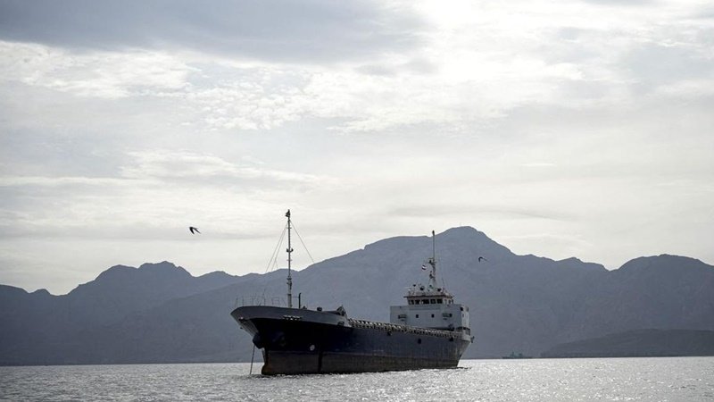 Kapal Tangker di Selat Hormus di tengah blokade militer dampak perang AS-israel dan Iran
