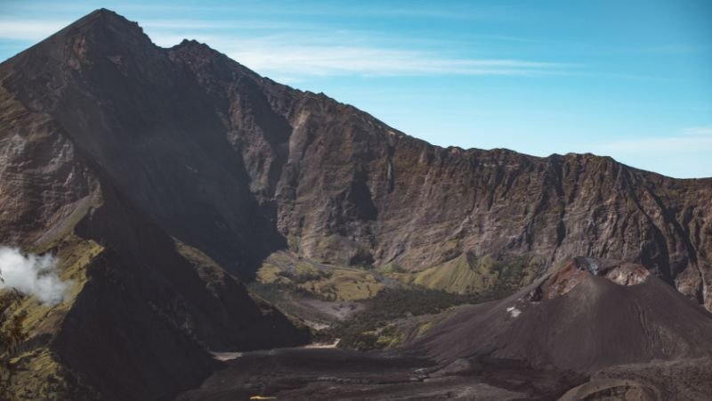 Gunung Baru Jari di Kawah Rinjani. Foto: Ist