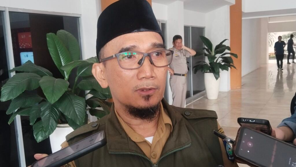 Kepala Dinas Energi dan Sumber Daya Mineral (ESDM) Provinsi NTB Samsudin. (foto kicknews.today/wn)