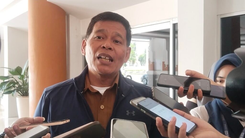 asisten II setda NTB Lalu Moh Faozal (foto kicknews.today/wn)