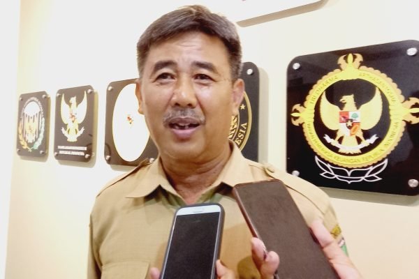 Asisten II Setda KLU, H Hermanto. (Poto kicknews.today/Anggi)