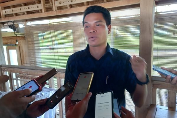 Ketua DPRD KLU, Agus Jasmani. (Poto kicknews.today /Anggi)