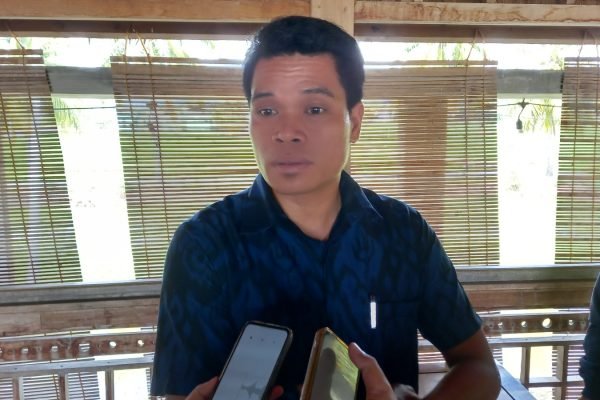 Ketua DPRD KLU, Agus Jasmani. (Foto kicknews.today /Anggi)