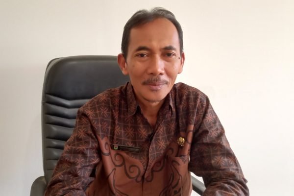 Kepala Dinas Sosial KLU, Fathurrahman. (Foto. kicknews.today/Anggi)