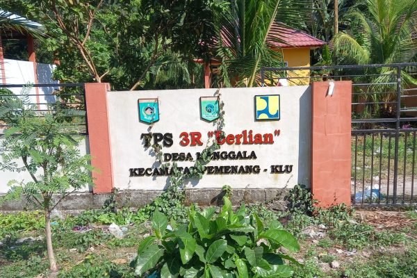 TPS3R yang ada di Desa Menggala, Pemenang Barat. (Foto. kicknews.today/Anggi)