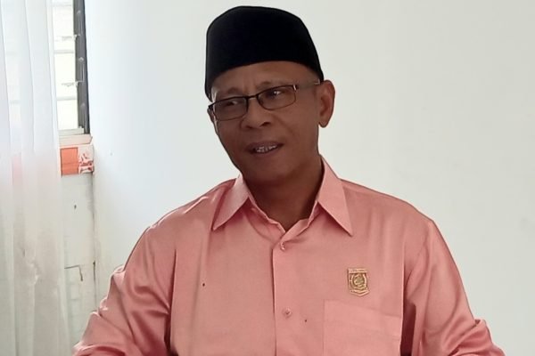 Anggota Komisi I DPRD KLU, Ardianto. (Foto. kicknews.today/Anggi)