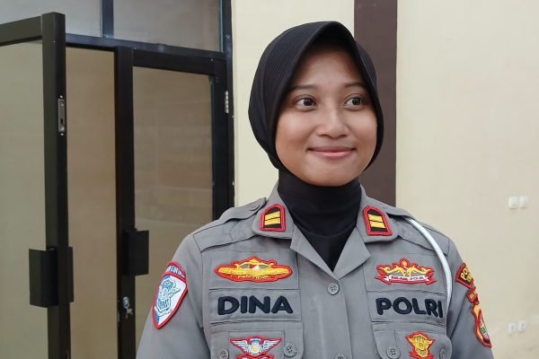 Kasat Lantas Polres Lombok Utara, Iptu Dina Rizkiana. (Foto. kicknews.today/Anggi)