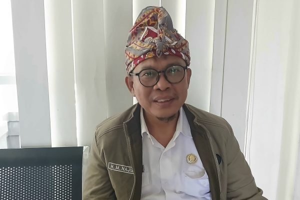 Kadis Dikbudpora KLU, M. Najib. (Foto. kicknews.today/Anggi)