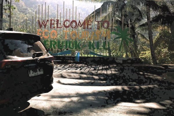 Jalur masuk Eco Wisata Kerujuk KLU. (Foto. kicknews.today/Anggi)
