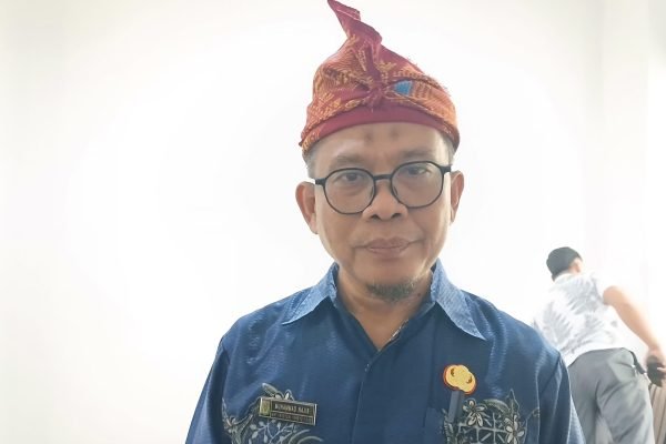 Kepala Dinas Dikbudpora KLU, M. Najib. (Foto. kicknews.today/Anggi)
