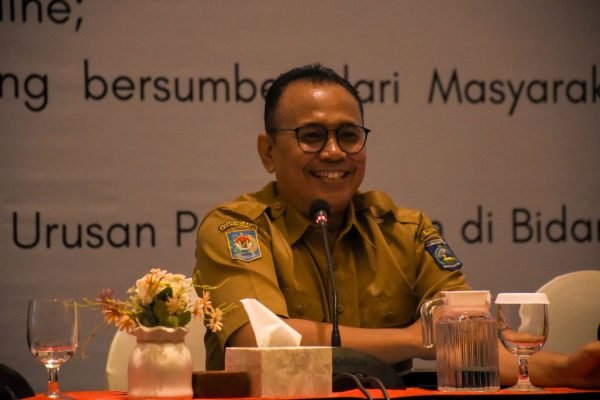Kepala Dinas Komunikasi Informatika dan Statistik NTB sekaligus Juru Bicara Pemprov NTB, Ahsanul Khalik (foto kicknews.today/adpim)