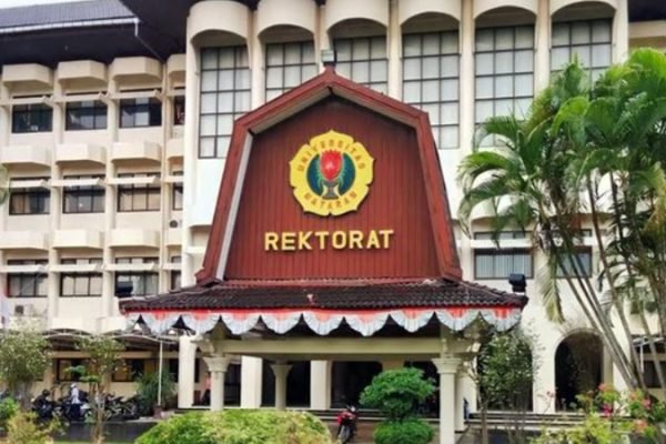 Gedung Rektorat Universitas Mataram
