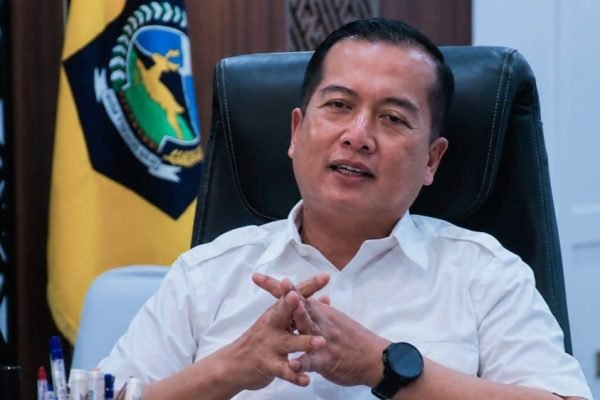 Gubernur NTB Lalu Muhamad Iqbal