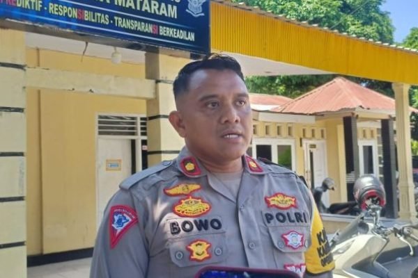 Kasat lantas Polresta Mataram Kompol Bowo Tri Handoko SIK