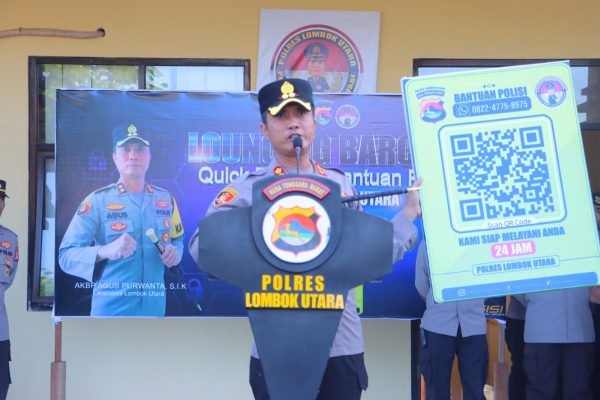 Kapolres Lombok Utara saat menyampaikan pengaplikasian Barcode Quick Response. (Poto kicknews.today/Ist)