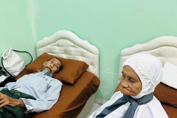 Jemaah haji kloter 1 Lombok Barat. (foto kicknews.today/wn)
