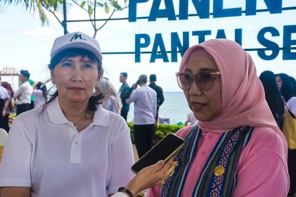 Istri Menteri Kelautan dan Perikanan Republik Indonesia, Ernawati Trenggono (foto kicknews.today/ist)