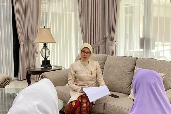 Ketua Dekranasda Provinsi NTB Sinta Agathia Soedjoko.