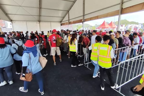 Penonton MotoGP 2025 Mandalika. (foto kicknews.today/ist)