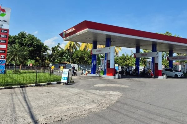Salah satu SPBU yang ada di Mataram. (Foto. kicknews.today/Ist)