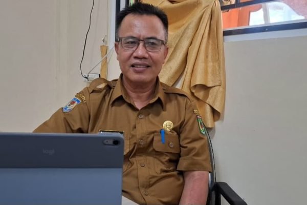 Kepala DLH Lombok Utara, Husnul Ahadi. (Foto. kicknews.today/Anggi)