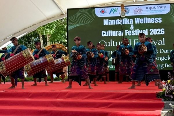 Pertunjukan pada gelaran Mandalika Wellness & Cultural Festival 2026. (Foto. kicknews.yoday/Ist)