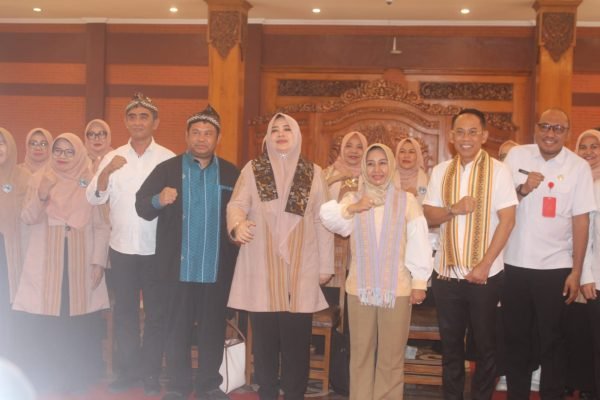 Wakil Gubernur NTB Hj Indah Damayanti Putri (foto kicknews.today/adpim)