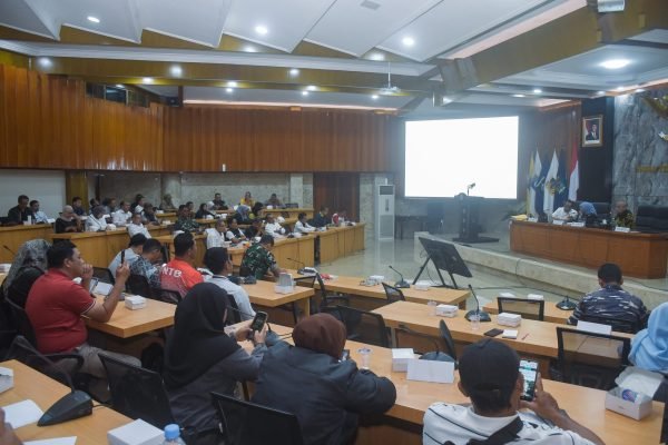 Rapat persiapan pelaksanaan PORPROV XII NTB Tahun 2026 di kantor gubernur NTB (poto kicknews.today/adpim)