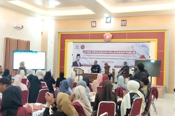 Ombdusman NTB sosialisasi di Kampus STKIP Taman Siswa.