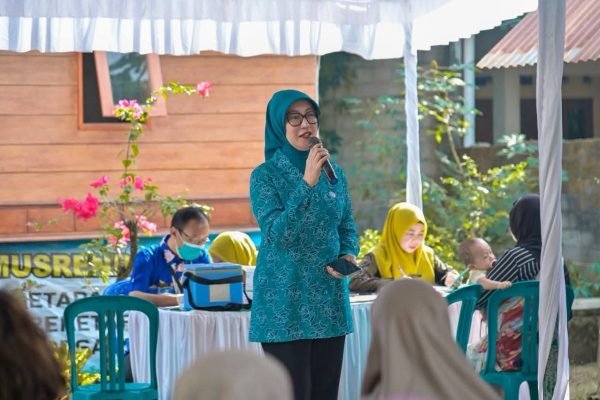 Ketua Tim Penggerak PKK Provinsi NTB, Sinta M. Iqbal (poto kicknews.today/adpim)