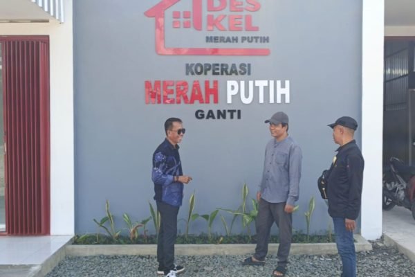 Bangunan koperasi Desa Ganti. Foto kicknews.today/ist