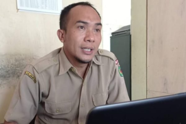 Kepala Dinas Pengendalian Penduduk, Keluarga Berencana, dan Pemberdayaan Masyarakat Desa (DP2KBPMD) Lombok Utara, Atmaja Gumbara. (Foto. kicknews.today/Ist)