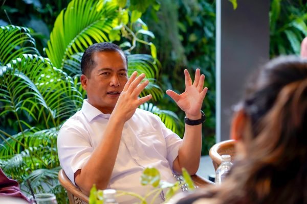 Gubernur Nusa Tenggara Barat (NTB) H Lalu Muhamad Iqbal (foto kicknews.today/adpim)