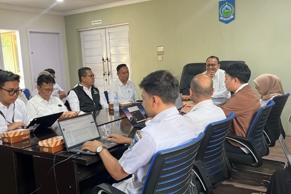 Kunjungan benchmarking Tim Satuan Tugas Manajemen Data dan Teknologi Informasi, Direktorat Manajemen Informasi KPK RI, ke Dinas Komunikasi, Informatika dan Statistik Provinsi NTB, Rabu 28/10 (foto kicknews.today/adpim)